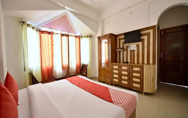 Oyo 12825 Omkara Homestay