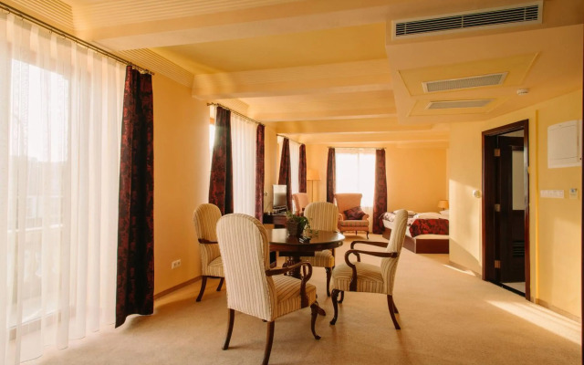Grand Hotel Sole (ex. Hotel Golden Hoffer & Best Western Hotel Dituria)