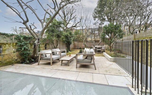 Beautiful 5 Bed House Fulham