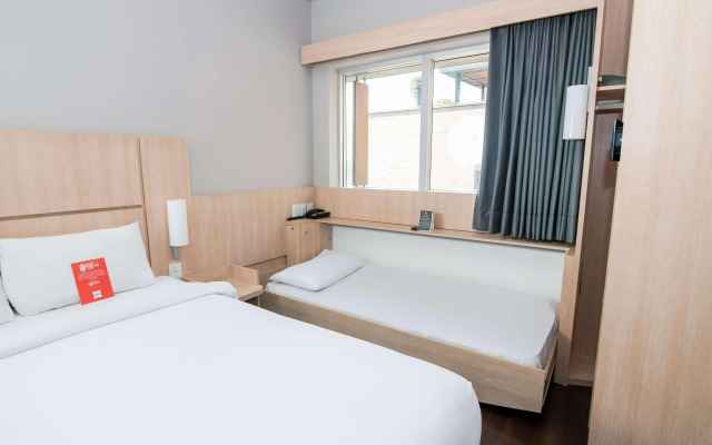 ibis Medellin
