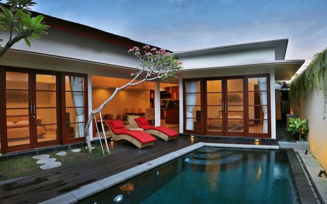 Holiday Benoa Villa