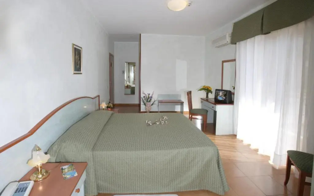 Hotel Soleado