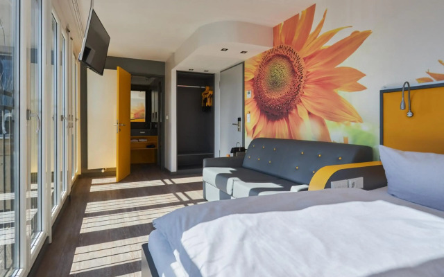 Buddy Hotel