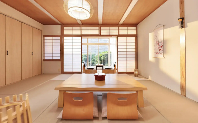 Crystal Ryokan Shirahama Akariya