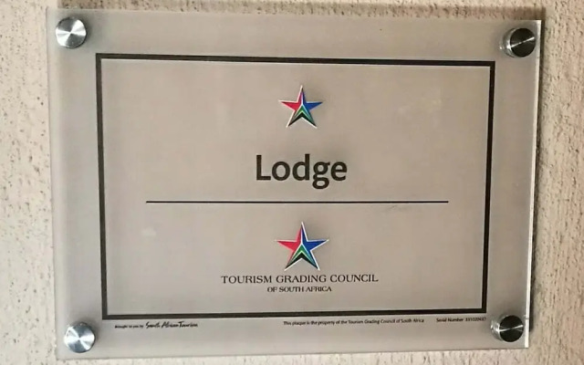 Thatch Palace Lodge