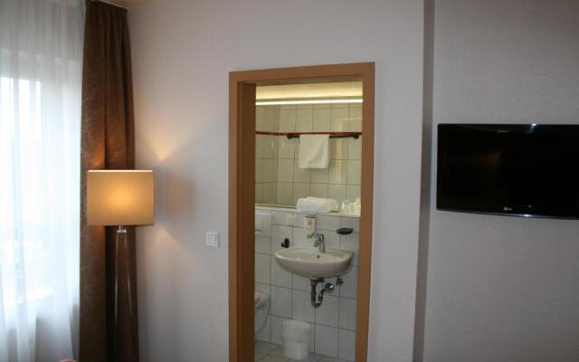 Hotel Parqeo Im A66