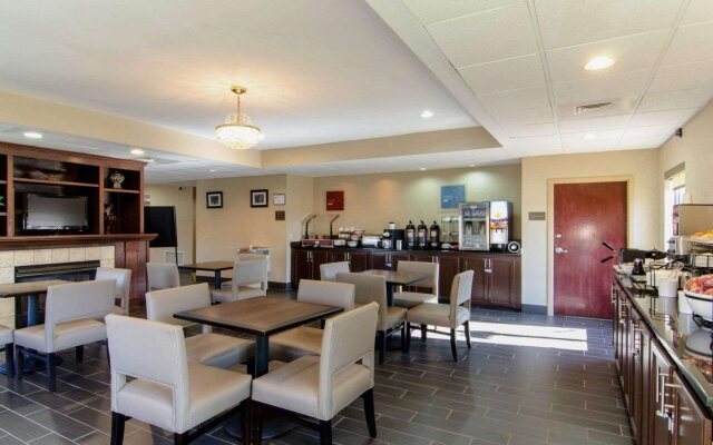 Clarion Pointe Apex – Holly Springs