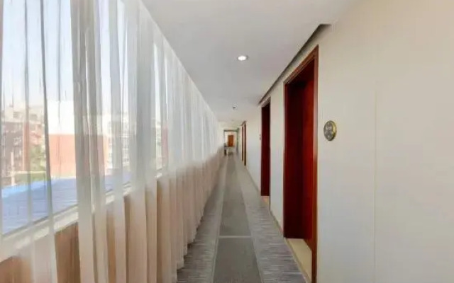 Aiqinhai Theme Hotel