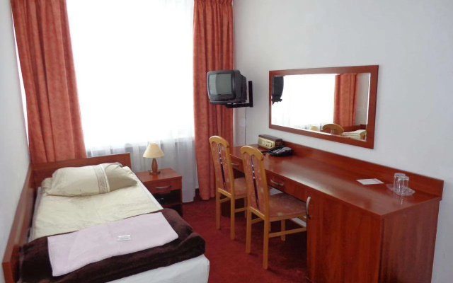 Hotel Płonia