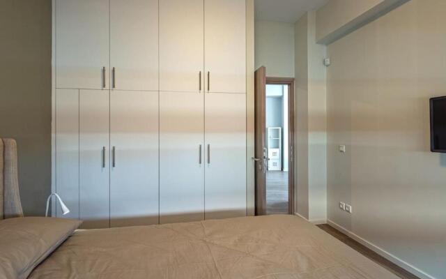 THE apartment 2 BDRS/2 BATHS luxury residence