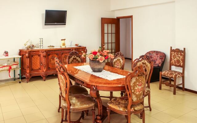 Graceful Apartment in Napoli With Balcony