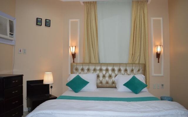 Crystal Al-Sharq Aparthotel