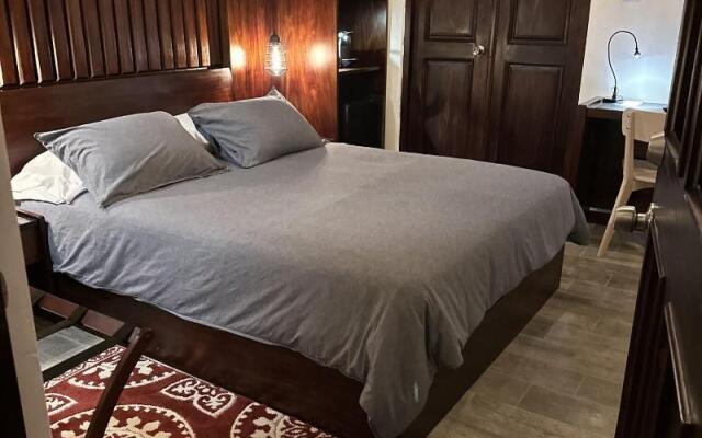 352 Guest House