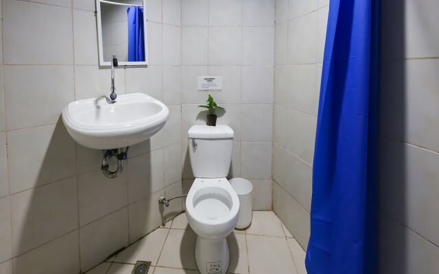 OYO 809 Crowne One Condo