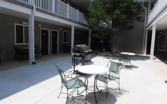 Affordable Suites Augusta