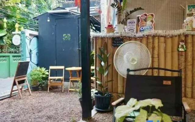 BW Studios Thai Art Hotel (5 mins walk to Tha Phae Gate, Pets friendly)