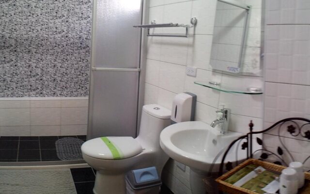 Pisces 82 Home B&B