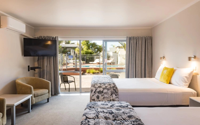Averill Court Motel – Guest Rooms – Paihia