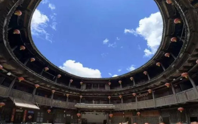 Tea Man Station 3 Fuqian Building 1906 Tulou Homestay