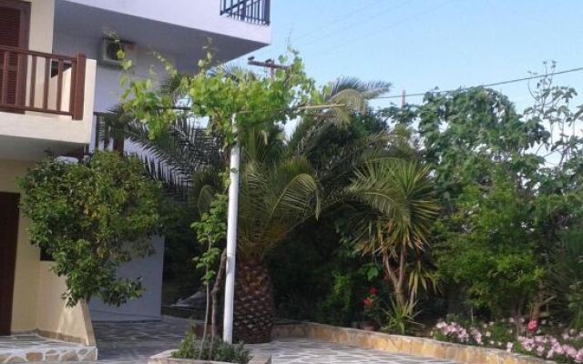 Lelegianni Studios and Apartments