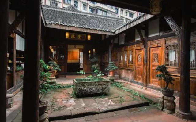 Nan Court Homestay – Outside – Leshan