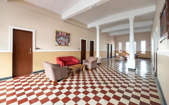Hotel Ayenda Skall 1319