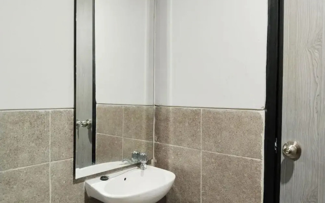 Amerta Room Apartment Riverdale