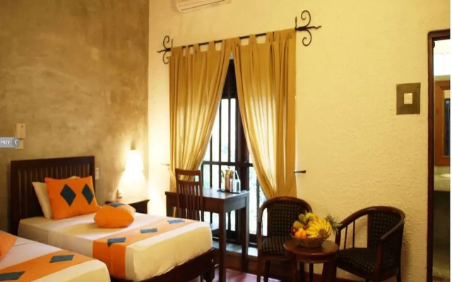 Serendip Stone Hotel and Bungalow