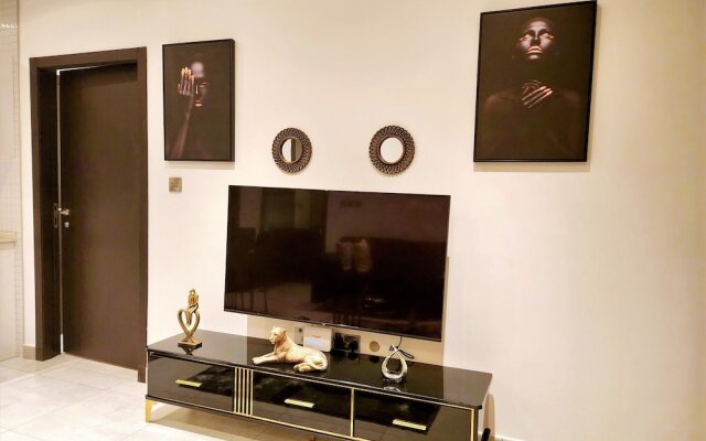 Chafford Suite-Douglas Luxury Apartments