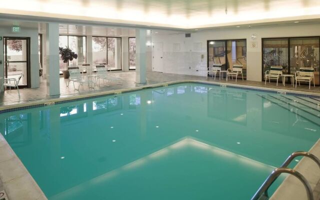 Courtyard Wichita East