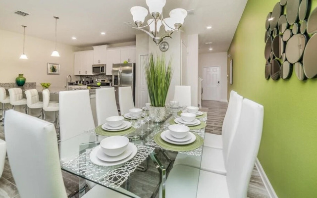 1593 Moon Valley Drive