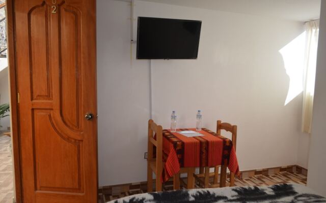 Hostal Apu Qhawarina