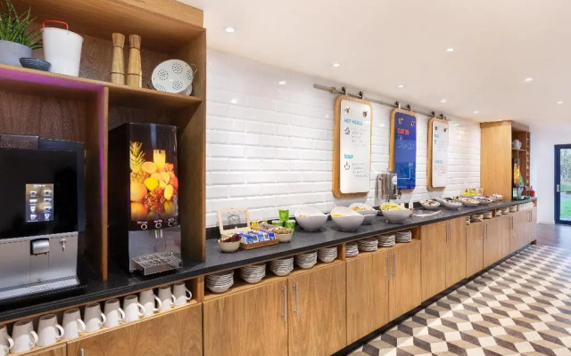 Holiday Inn Express Strathclyde Park M74 JCT 5 by IHG