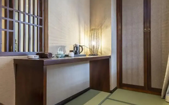 Floral Hotel Yun Jing He Yuan Haidong