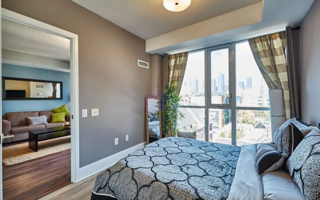 Toronto Escape - Moonstone Suite
