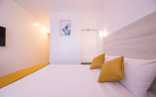 Symphony Hotel