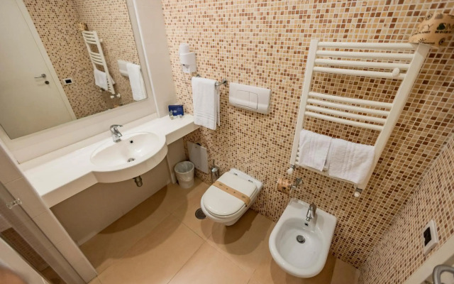 Prince Franklyn Hotel