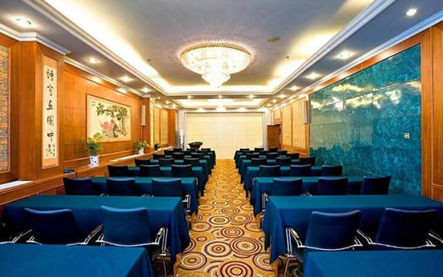 Jin Yuan Hotel