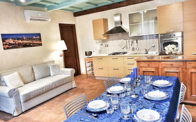 Luna 36 Apartment In Central Florence