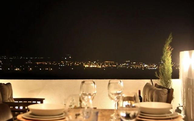 Enticing Holiday Home in Galapagar with Private Terrace