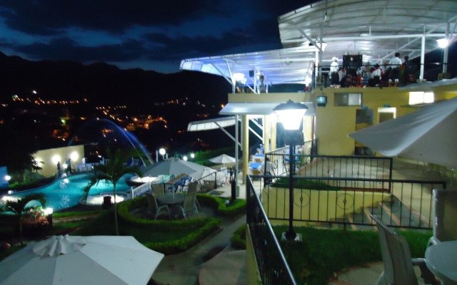 Hotel Villeta Resort