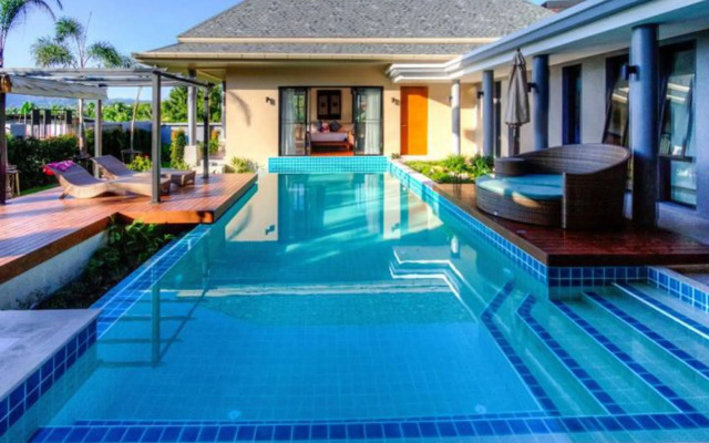 Ibiscus Villa by Jetta