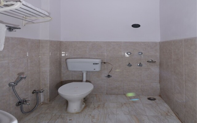 Oyo 14888 Aanvi Palace
