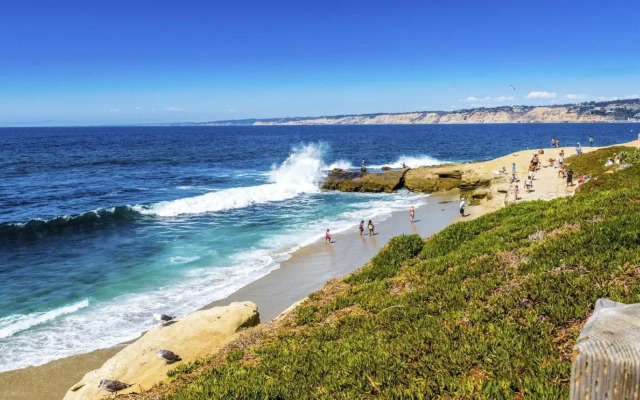 Holiday Inn Express Solana Beach-Del Mar by IHG