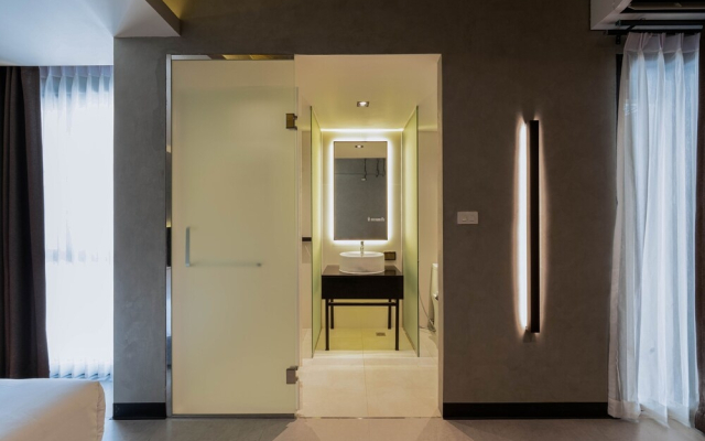 Ex2 Hotel