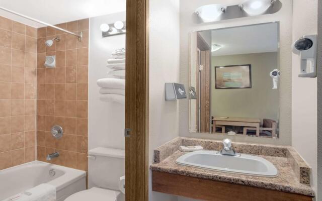Park Inn by Radisson Osoyoos