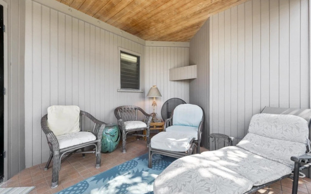 Big Island Kanaloa at Kona by Coldwell Banker Island Vacations