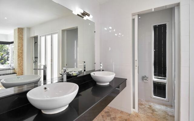 Villa Ginborn Amazing 5 Bdr Sea View Pool Villa