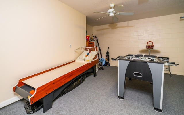 4668 4-bdrms'ss Facing Poolspagames Room!
