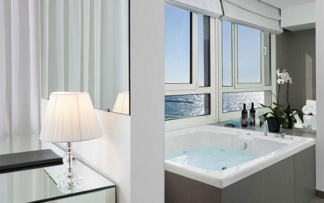 Sea Executive Suites